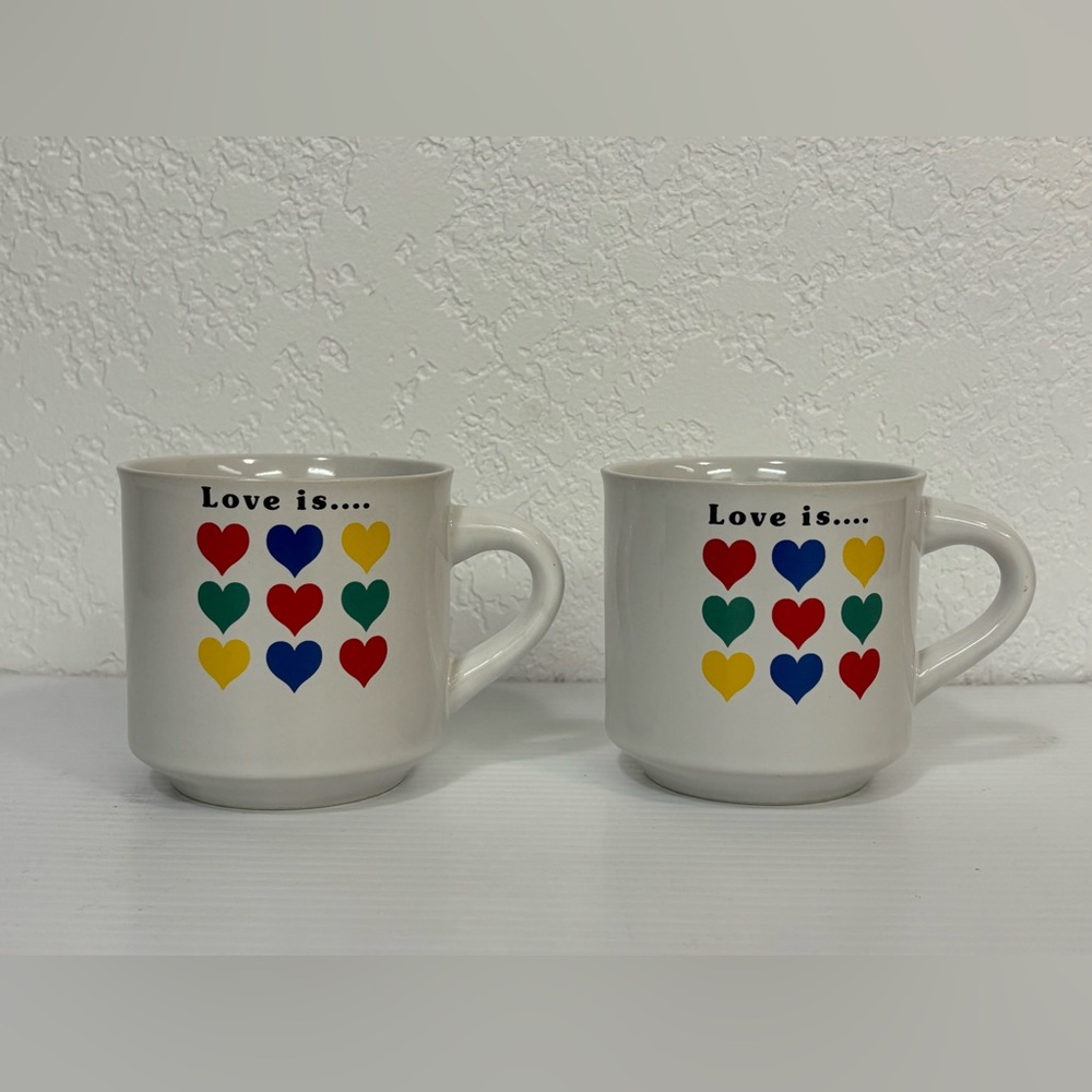 ❤️💛💚💙 SET | Love is… Set of TWO Vintage Mugs, Rainbow Hearts Love Primary Colors